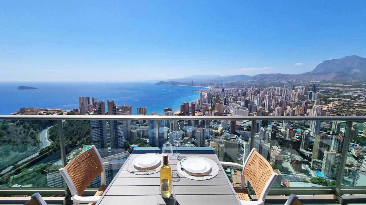Planta 39 - Impresionantes Vistas Al Mar Lägenhet Benidorm Exteriör bild
